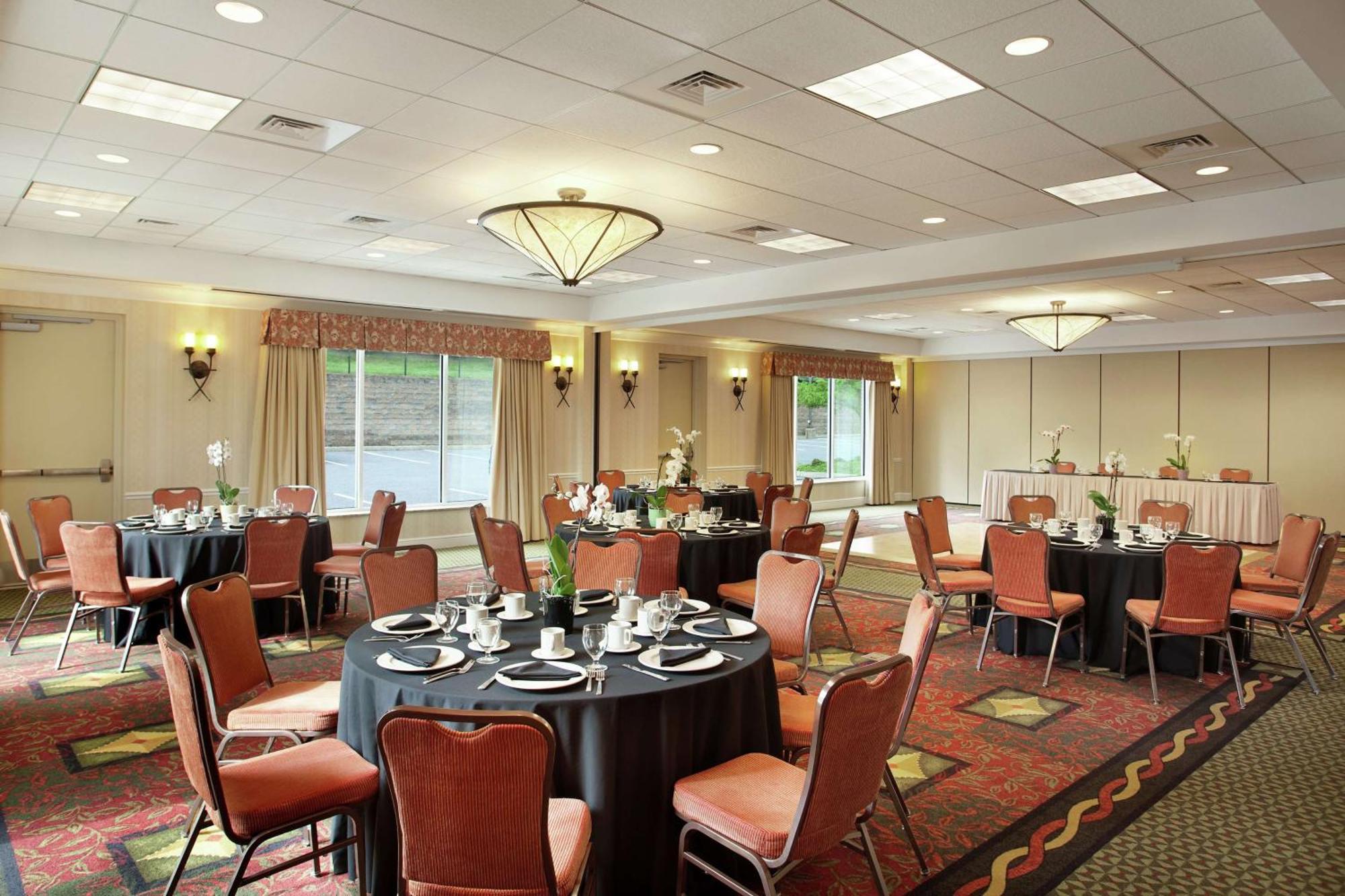 Hilton Garden Inn Harrisburg East Екстер'єр фото